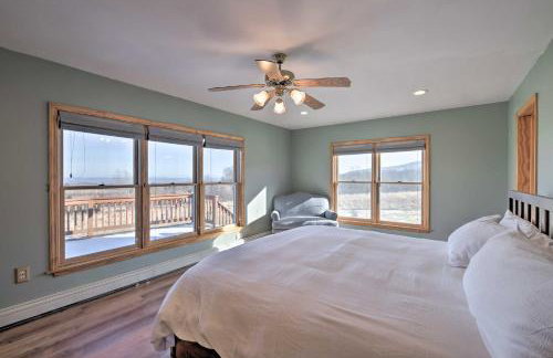 Catskills Mtn Retreat with Panoramic View and Fire Pit - Foto 10