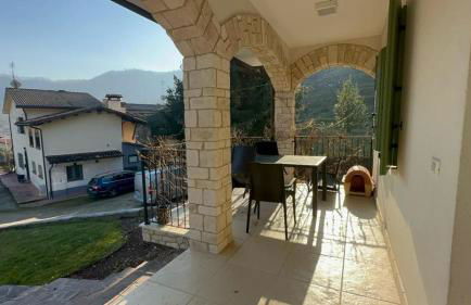 Welc-ōM Luxury Hillside Retreat - Photo 8