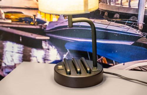 6 BR 4 Bath Central Worcester Sleeps 12 - Foto 26