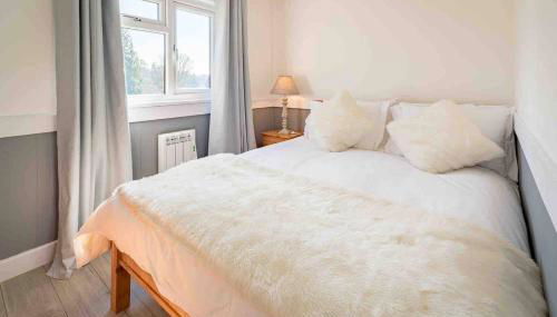 Cedar Cabin Overlooking Bedgebury Forest - Foto 2