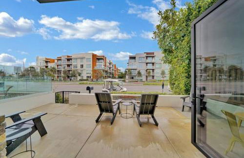 Coastal Paradise . Steps to the beach . Pool . Hot Tub - Foto 13