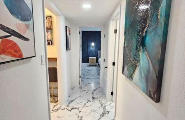 Stylish Duplex walkTO Lake Eola Orlando. Sleeps 8 - Foto 56