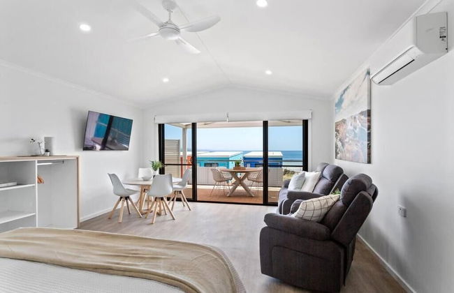 Port Lincoln Beach Front Apartments - Photo 11