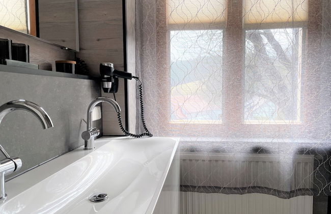 Schloss Weißenburg - Photo 73