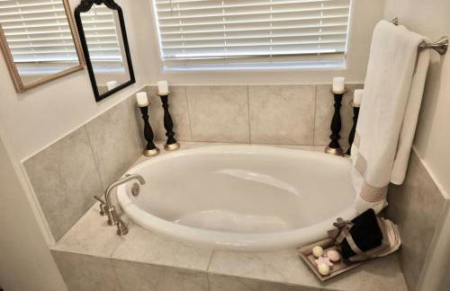 Westside El Paso Modern Retreat! - Foto 42