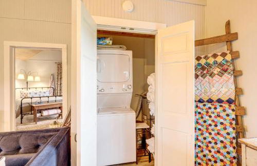 Large Yard and Pond Fayetteville Rural Retreat - Foto 15