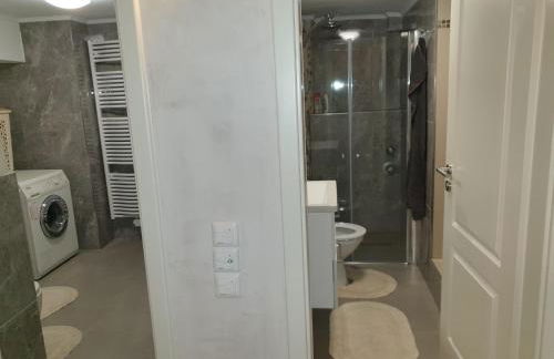 Sehr grosse 5 Zimmer Wohnung mit Garten und terasse - Foto 20