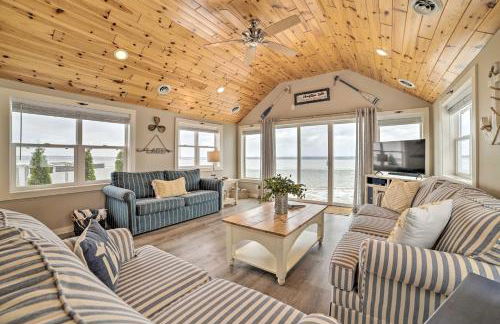 Charming Modern Cottage on Houghton Lake! - Photo 1