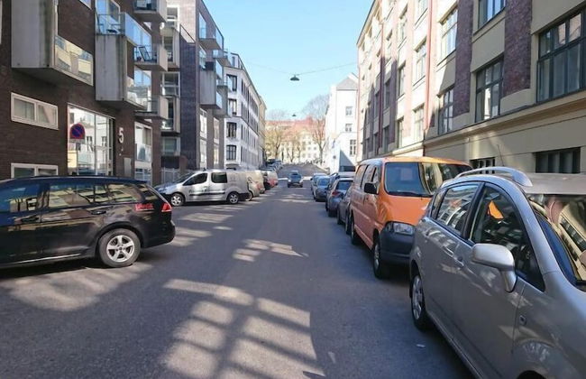 StayPlus Apt in Trendy Area Balcony - Foto 27