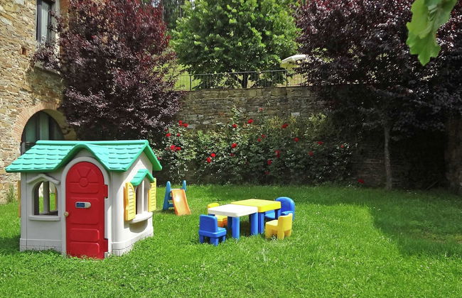 Serene Farmhouse in Dicomano With Swimming Pool - Photo 27