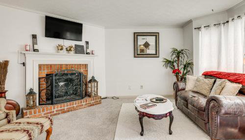 Georgia Townhome - 3 Mi to Stone Mountain Park! - Foto 4