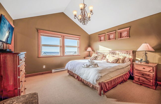 Treetop Getaway Ski In and Out Sleeps 10 - Foto 4