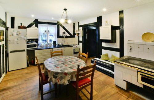 Comfortable Holiday Home in the Middle of a Forest - Foto 14