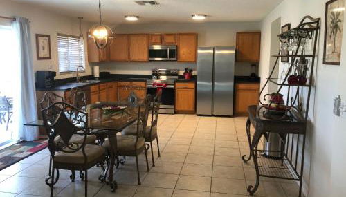 279 square meter luxury waterfront home, private pool 15 minutes from Disney! - Foto 2