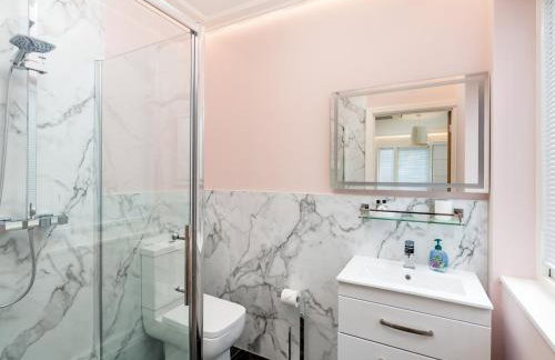 Lux Light Spacious- Chilterns - Pass the Keys - Foto 21