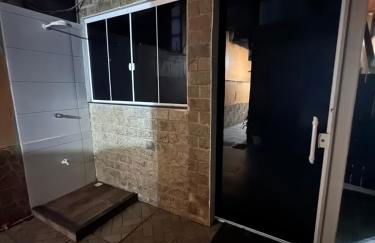 Cantinho Submarino, aproximadamente 10 minutos caminhando até a praia do Forte, com Ar condicionado - Photo 23