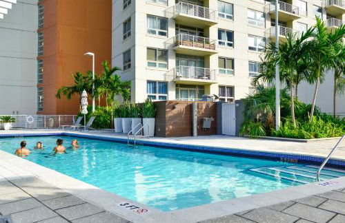 Modern Midtown Gem - Walk to Everything - Foto 15