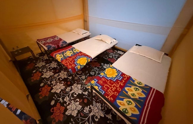 Arail Tent City Kumbh Cottage - Foto 5