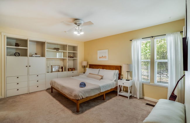 Le n by Avantstay Private Breathtaking Character Cottage w Pool Hot Tub - Foto 25