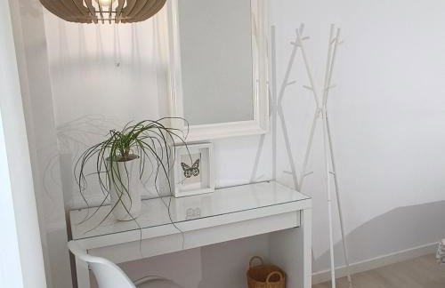 Pilea Luxury Apartments 3 - Photo 8