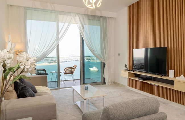 YOUR STAY Apartments Luxury Beachfront Living - Photo 23