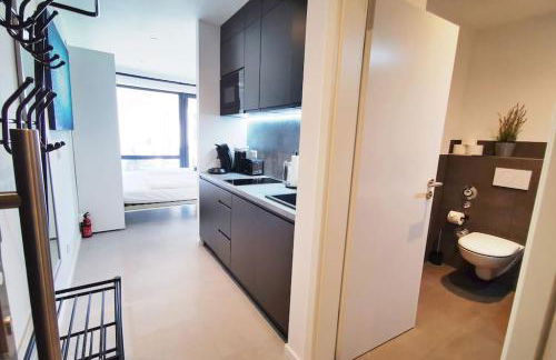 HH 06 by ROCKCHAIR - SUPERHOST Status - Modernes Apartment mit sonnigem Balkon & premium Boxspringbetten in Winterhude - Hamburg Top Geheimtipp - Foto 28