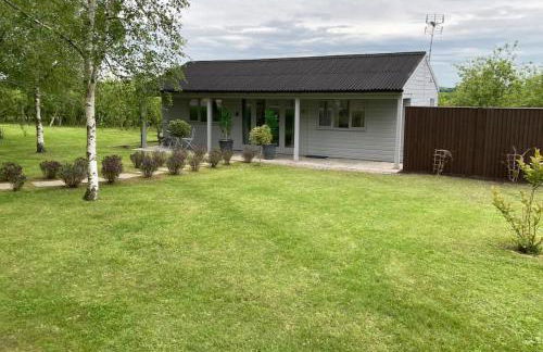 Orchard Retreat - Rural Cabin - Private Hot Tub! - Photo 18