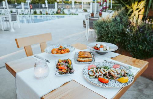 Dominoes Corfu - Foto 35