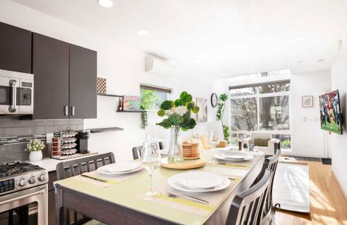 Designer Fremont Retreat w Mount Views & Office - Photo 14