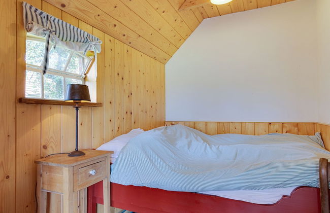 Cozy Apartment in Enschede Near Forest - Photo 17