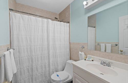 Stylish 2BR Villa full kitchen 10 mins from Beach - Foto 7