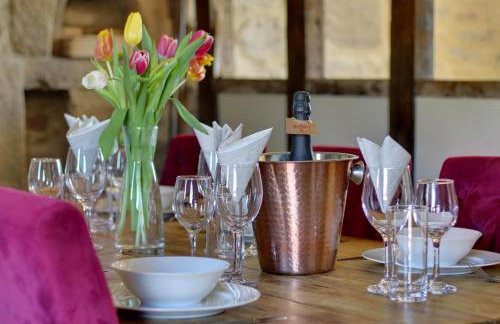 Derbyshire Chapel for 6 at Harthill Hall private hot tub 8am - 10pm plus private daily use of indoor pool and sauna 1 hour - Photo 29