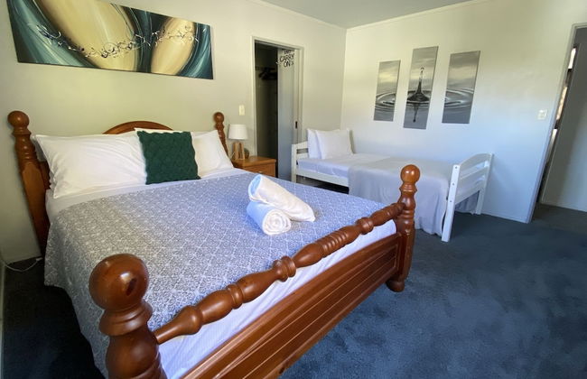 Motuoapa Bay Chalets - Photo 2