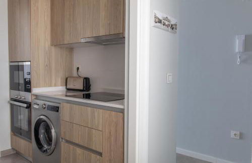 Precioso apartamento frente a la playa con piscina - Foto 13