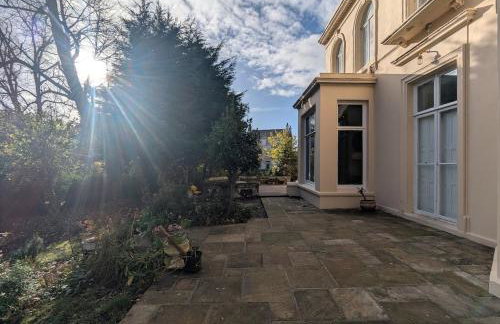 Stunning Georgian stay, ideal to explore Liverpool - Foto 15