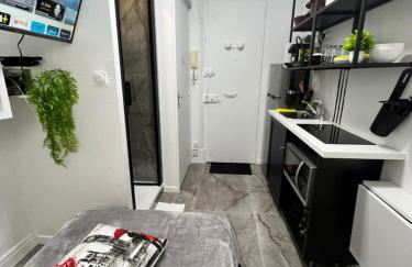 PARIS BASTILLE BERCY GARE DE LYON CHAMBRE CLIMATISEE 9m2 idéal 1 pers ,max 2 pers - Foto 1