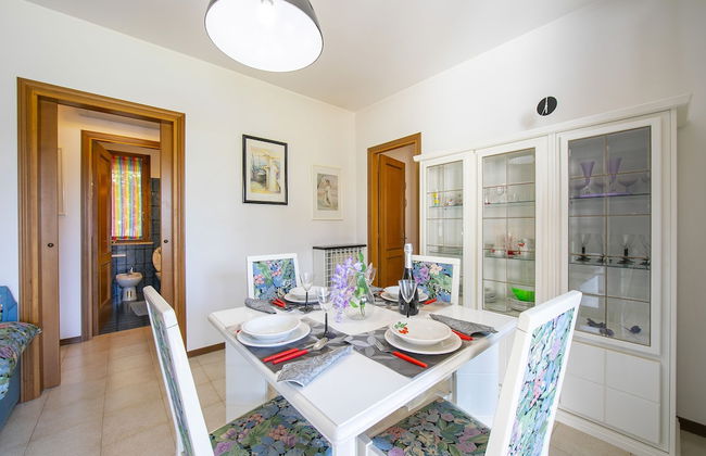 Lella Apartment Front Beach Garda Lake - Foto 6