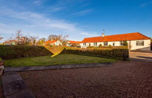 Sunset Retreat - Photo 3