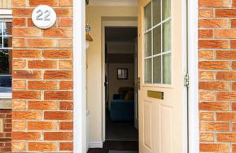 Modern 3 bedroom home *EVcharging* Garden, Parking - Photo 28