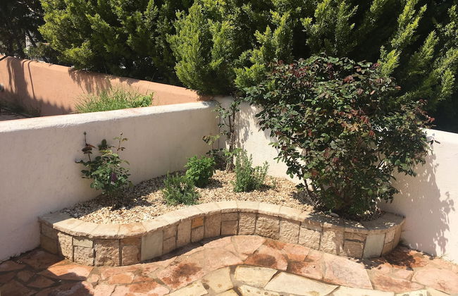 Flower House - Photo 20