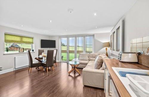 Westcraigs - Photo 13