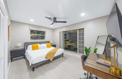 SUN VILLA Heated Pool Near Hard Rock & Beach - Foto 17