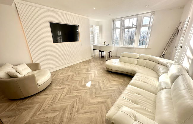 Remarkable 2-bed Apartment in Sunderland - Photo 1