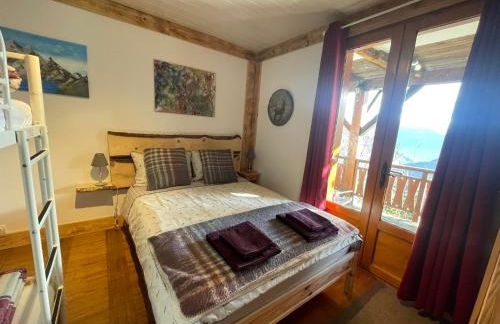 Chalet Le Doux Si, Large Self-Contained Apartment, 2km from Doucy-Combelouvière and close to Valmorel - Foto 42