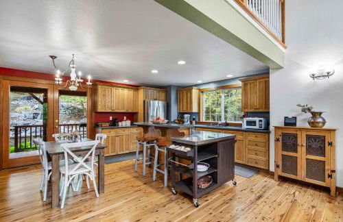 Custom Crafted Forest Retreat with Pond on 5 Acres - Photo 11