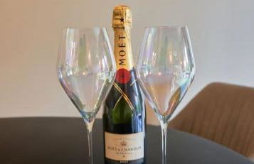 Modern Two Bedroom Wokingham Apartment, En Suite, Free WiFi, On Site Parking, Sleeps 4 - Foto 30