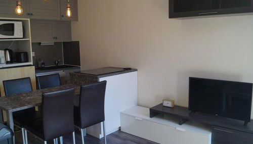 Studio rénové au pied des pistes avec terrasse - FR-1-165A-22 - Foto 4