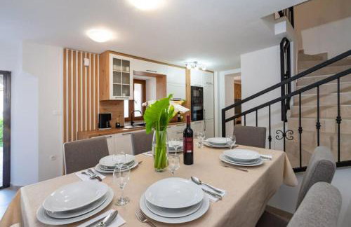 Holiday Home with jacuzzi - by TA Leut Agency - Foto 10