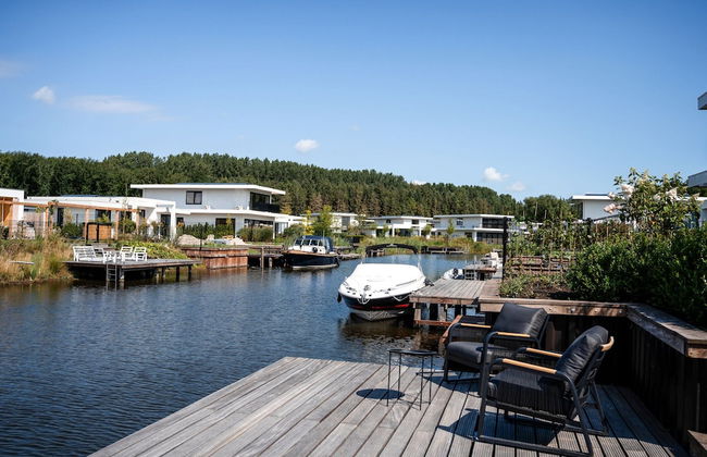 Water Villa With Garden and Jetty Near Harderwijk - Photo 35