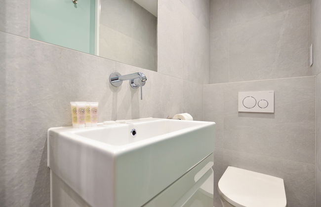 Sale Place Serviced Apartments by Concept Apartments - Photo 31